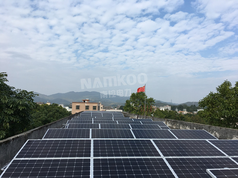  弗赖堡主场完成光伏顶棚改造，年发电量可供周边社区使用  